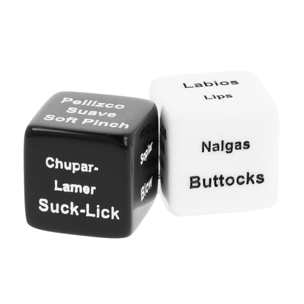 Ζάρια για ζευγάρια Black&Silver Dice for Couples, ένα μαύρο και ένα λευκό ζάρι, με το σακουλάκι τους από σατέν