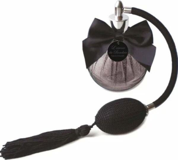 Φιάλη με ψεκαστήρα του αρώματος Bijoux Indiscrets L'essence du Boudoir